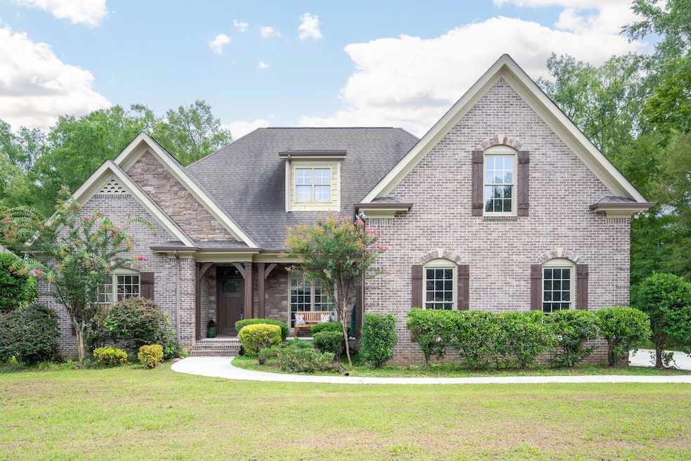 1917 Chadwick Ct, Hixson, TN 37343 - photo 1