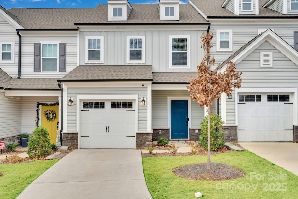 11012 Pagebrook Ln, Charlotte, NC 28214 - photo 1