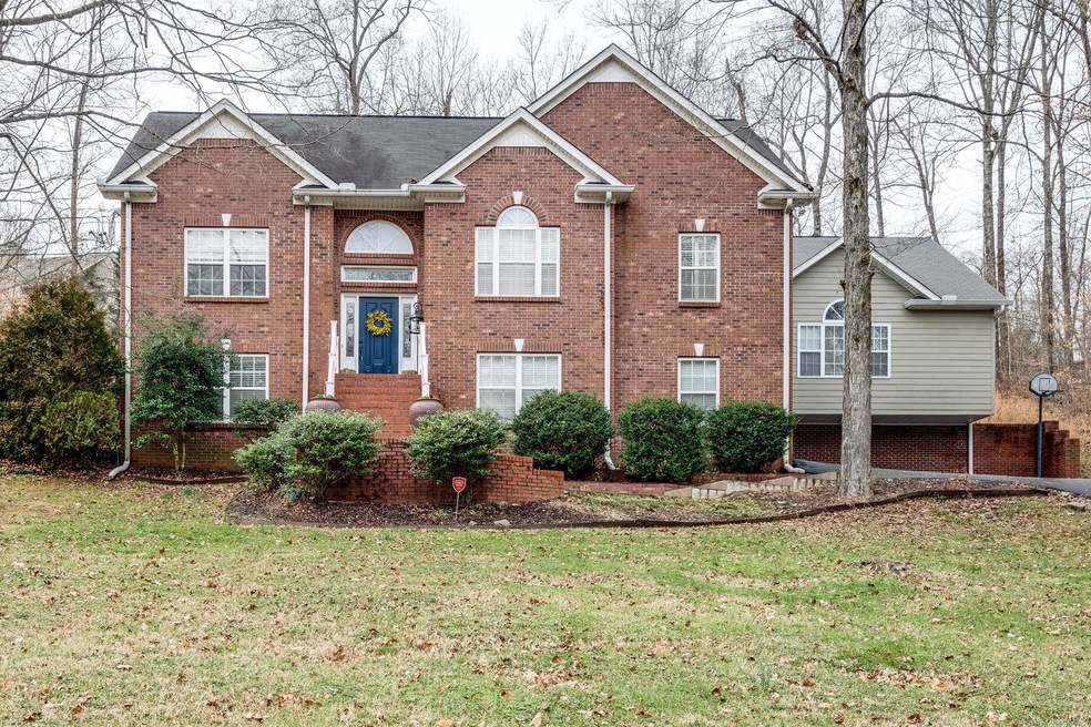 401 Dogwood Ct N, Dickson, TN 37055 - photo 1