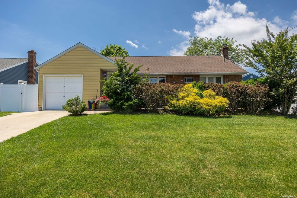 2948 Derby Dr W, Oceanside, NY 11572 - photo 1