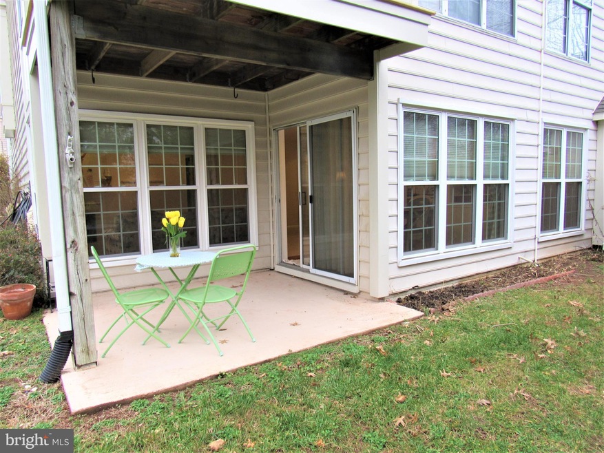 11197 Rienzi Place unit 102, Manassas, VA 20109 - photo 1