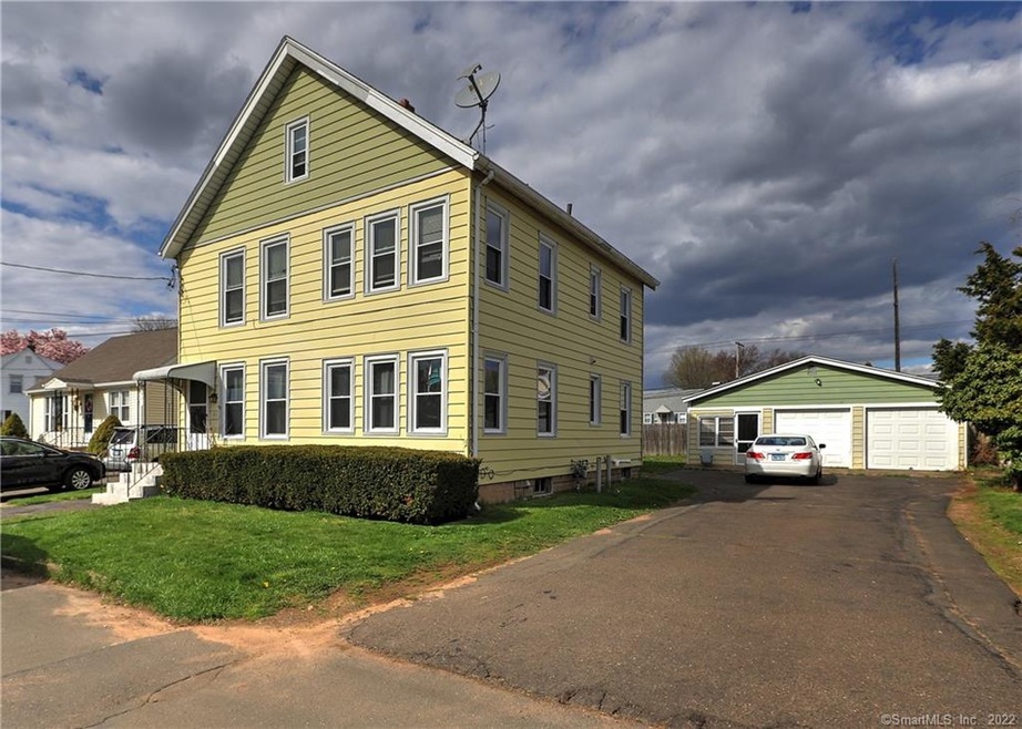 27 Boxford St, East Haven, CT 06512 - photo 1