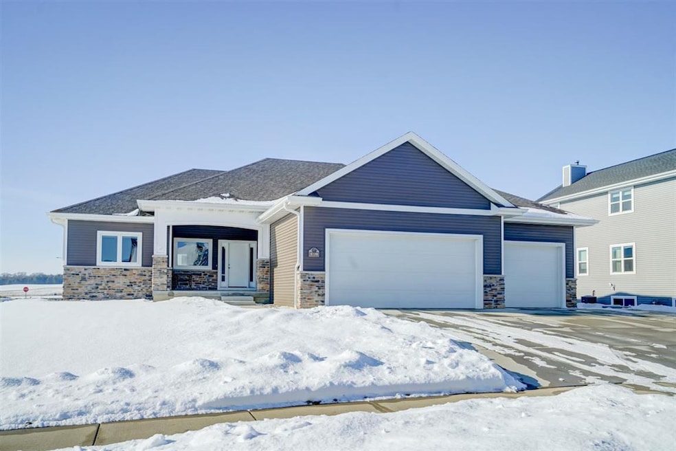 301 Liberty Park Dr, Oregon, WI 53575 - photo 1