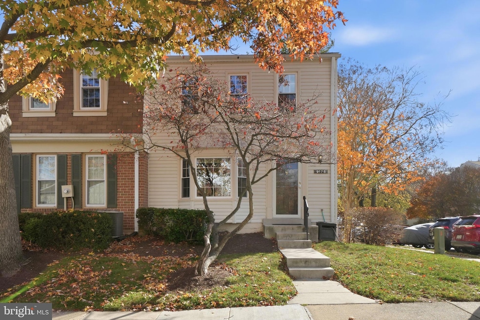 9175 Broken Oak Place unit 39B, Burke, VA 22015 - photo 1