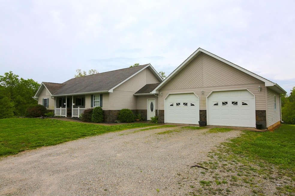 country home for sale in texas county mi