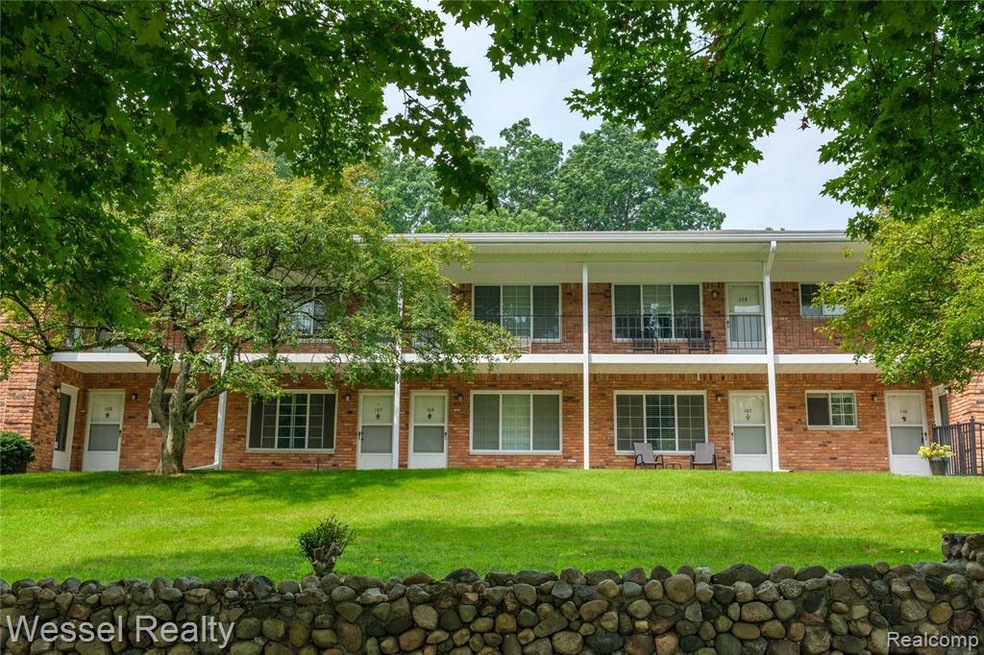 417 Prospect St unit 210, Romeo, MI 48065 - photo 1