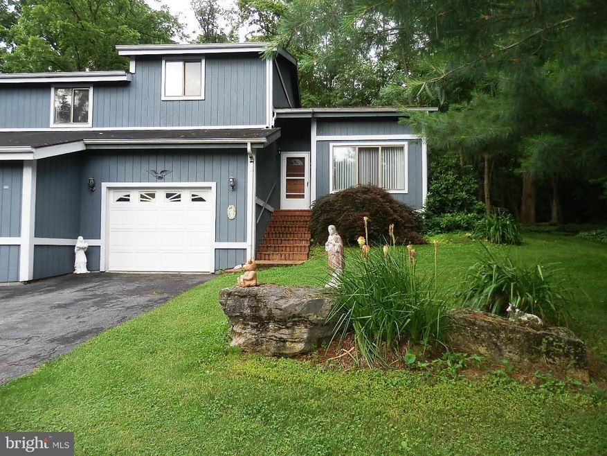 20705 Oriole Cir unit B, Hagerstown, MD 21742 - photo 1