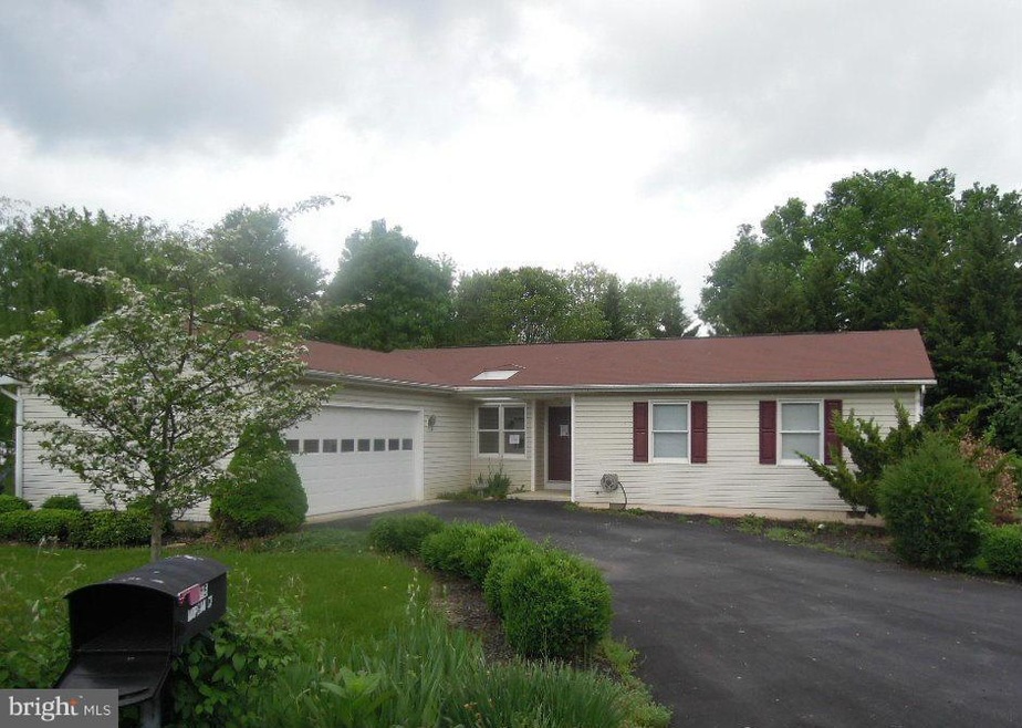 415 Morgan St, Inwood, WV 25428 - photo 1