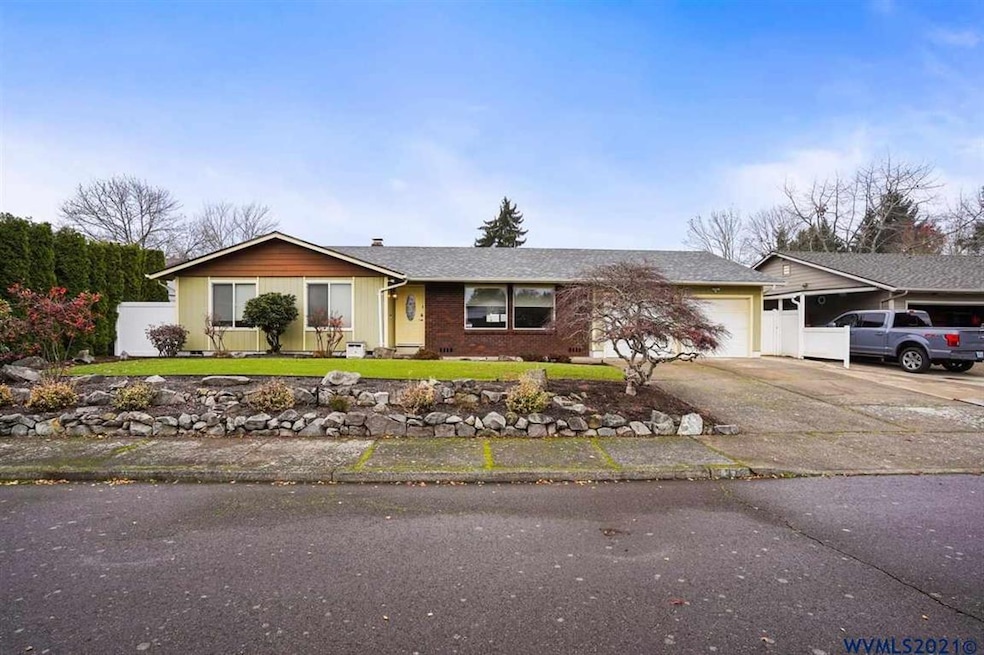 977 Julie St N, Keizer, OR 97303 - photo 1