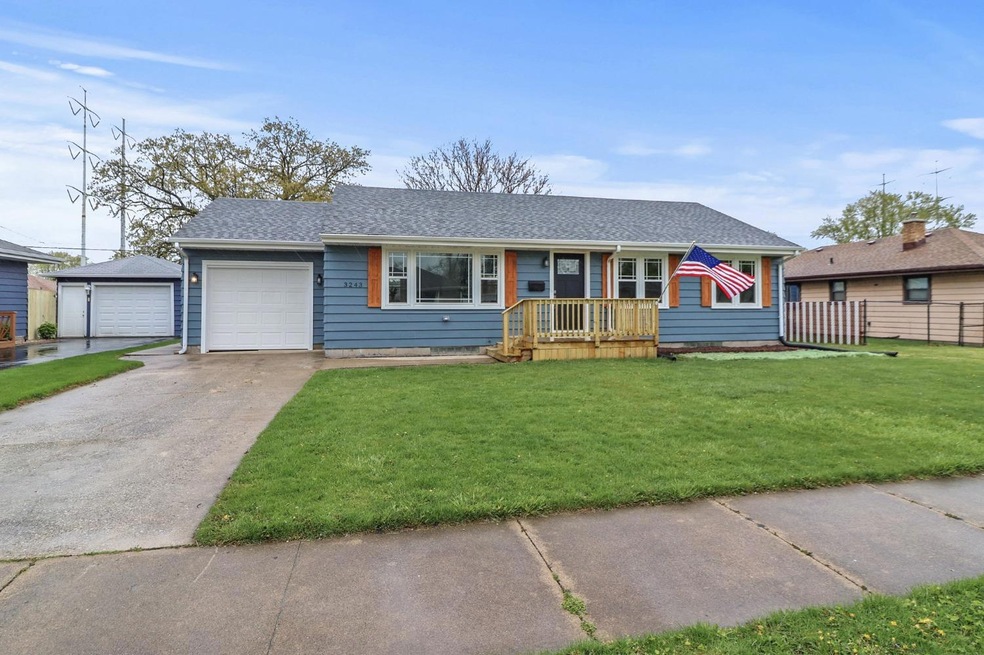 3243 Franklin St, Highland, IN 46322 - photo 1