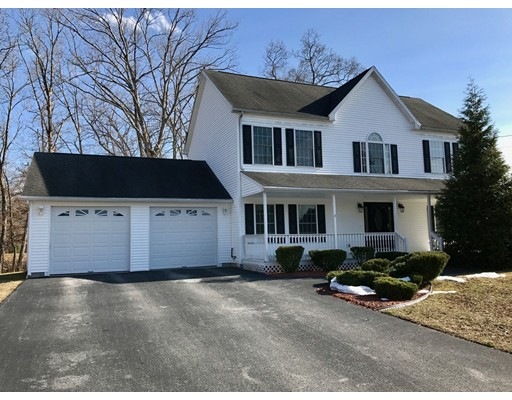 4 Panarelli Way, Webster, MA 01570 - photo 1