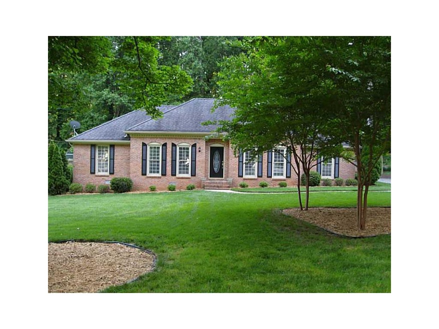 Exterior Front. 4 side brick beauty