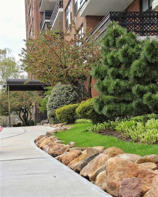 10 Huron Ave unit 8H, Jersey City, NJ 07306 - photo 1