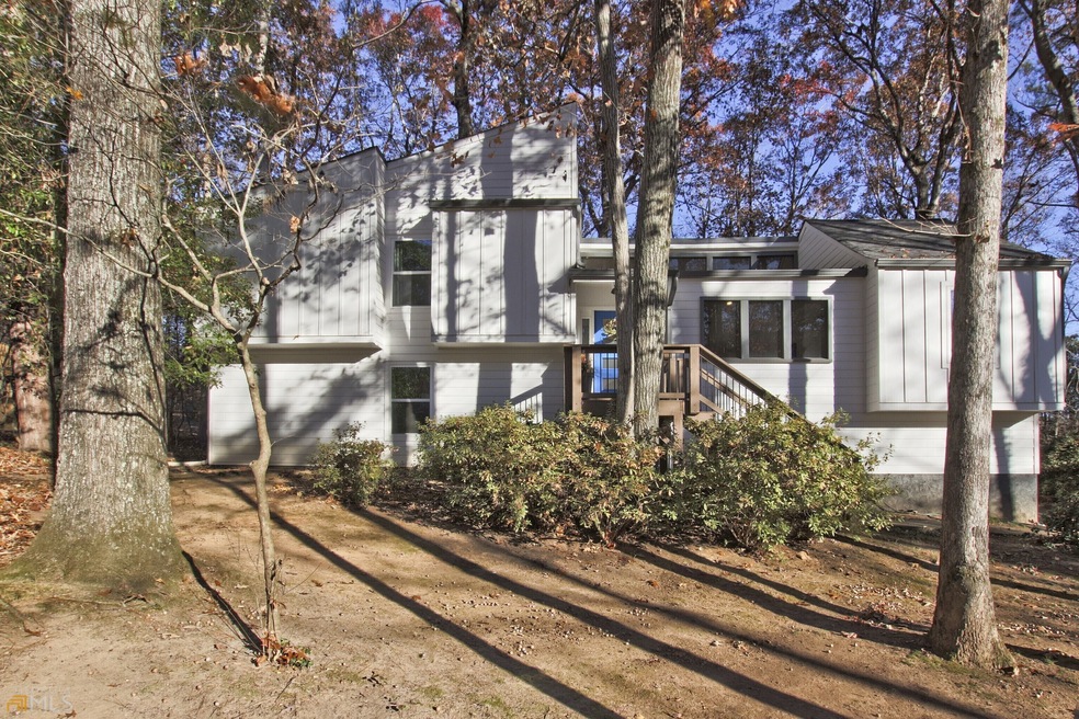 1321 Laurel Cliff Dr SE, Smyrna, GA 30082 - photo 1