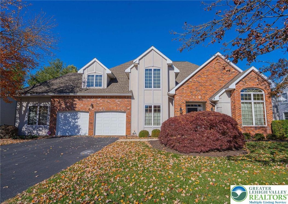 460 Bridle Path Rd, Bethlehem, PA 18017 - photo 1