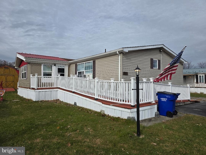 153 Sherwood Ave, Saint Thomas, PA 17252 - photo 1