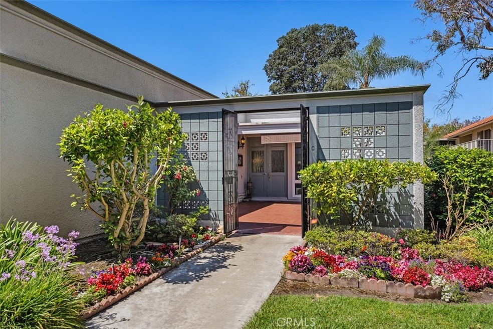 679 Via Alhambra unit C, Laguna Woods, CA 92637 - photo 1