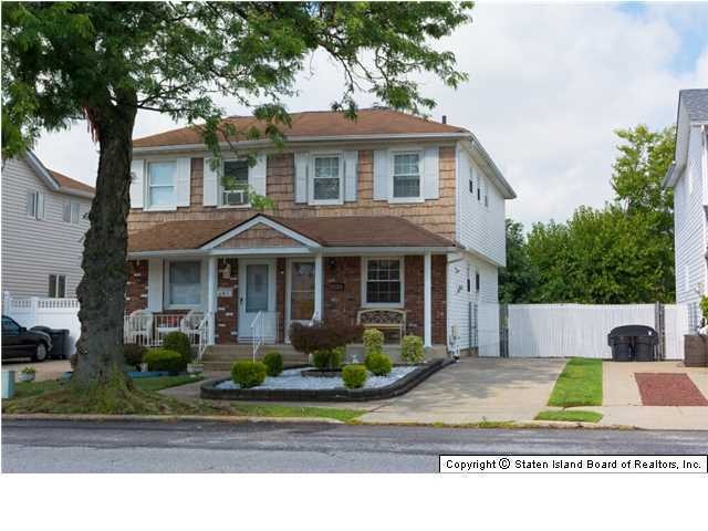 479 Leverett Ave, Staten Island, NY 10308 - photo 1