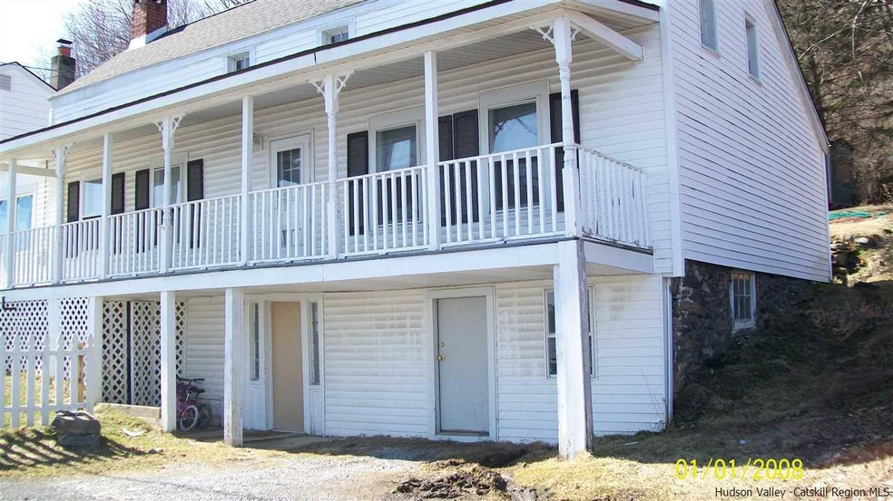 27 Oakes Rd, Highland, NY 12528 - photo 1