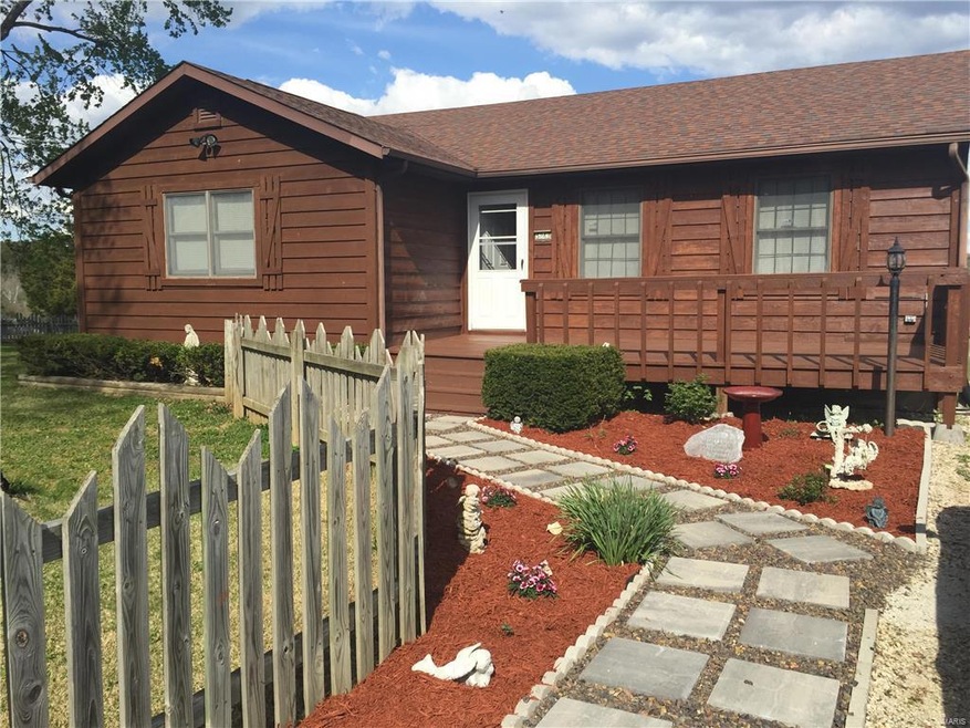 5243 Lyndell Dr, Catawissa, MO 63015 - photo 1