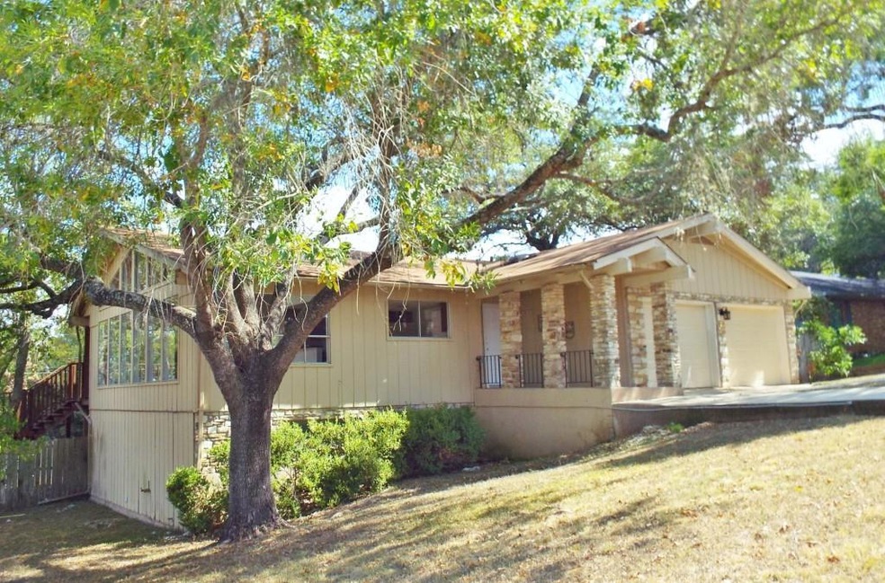 116 Oakridge Dr, San Marcos, TX 78666 - photo 1