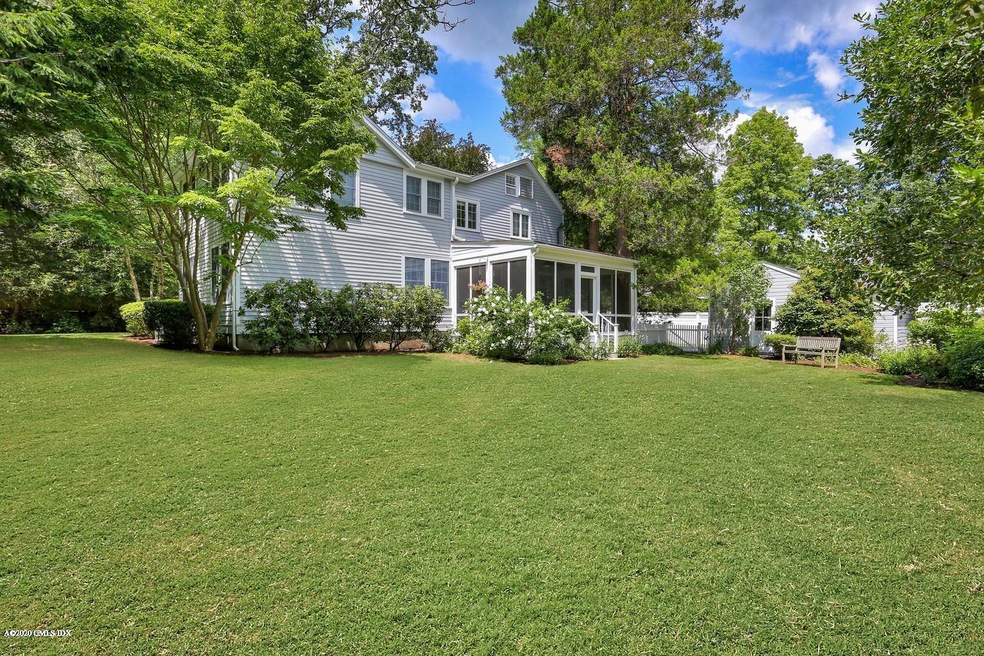 11 Indian Head Rd, Riverside, CT 06878 - photo 1