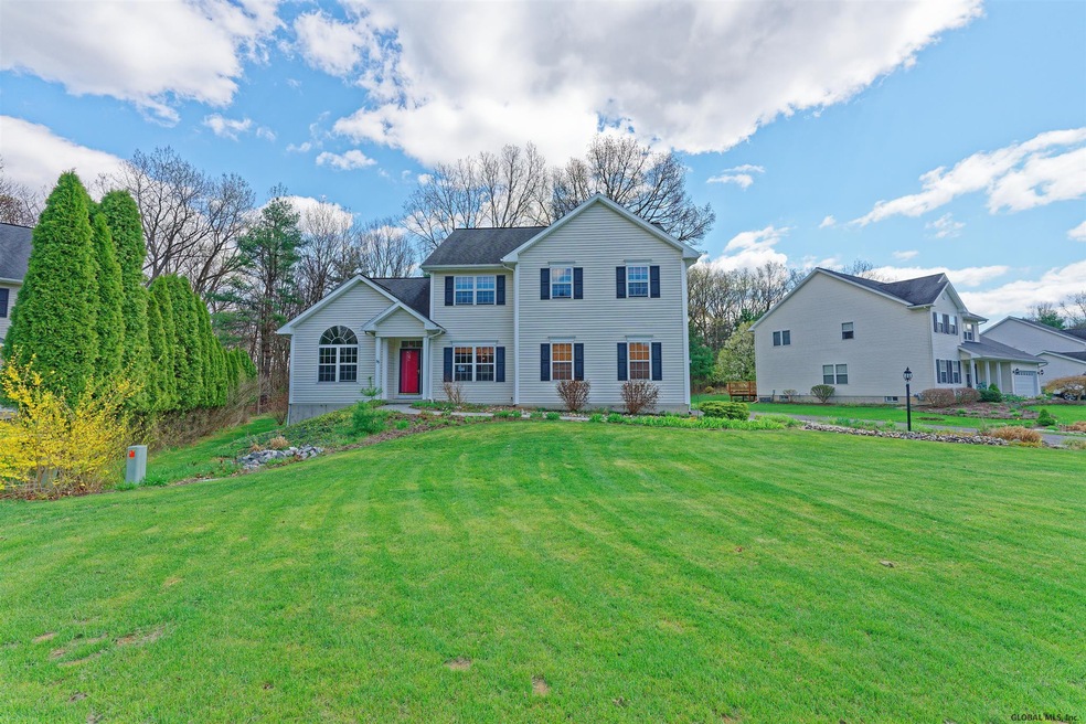 35 Kara Ln, Clifton Park, NY 12065 - photo 1