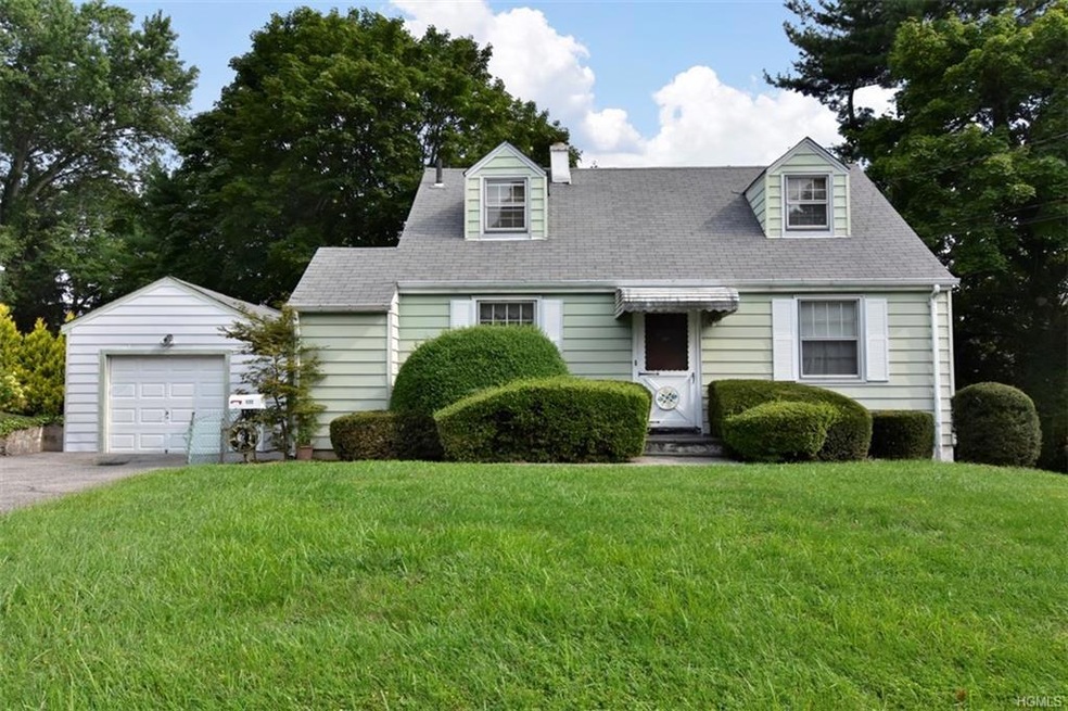 122 Young Ave, Yonkers, NY 10710 - photo 1