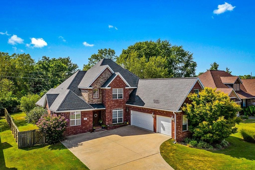 115 Oakhurst St, Bentonville, AR 72712 - photo 1