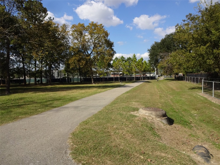 0 Glen Ln, Houston, TX 77088 - photo 1