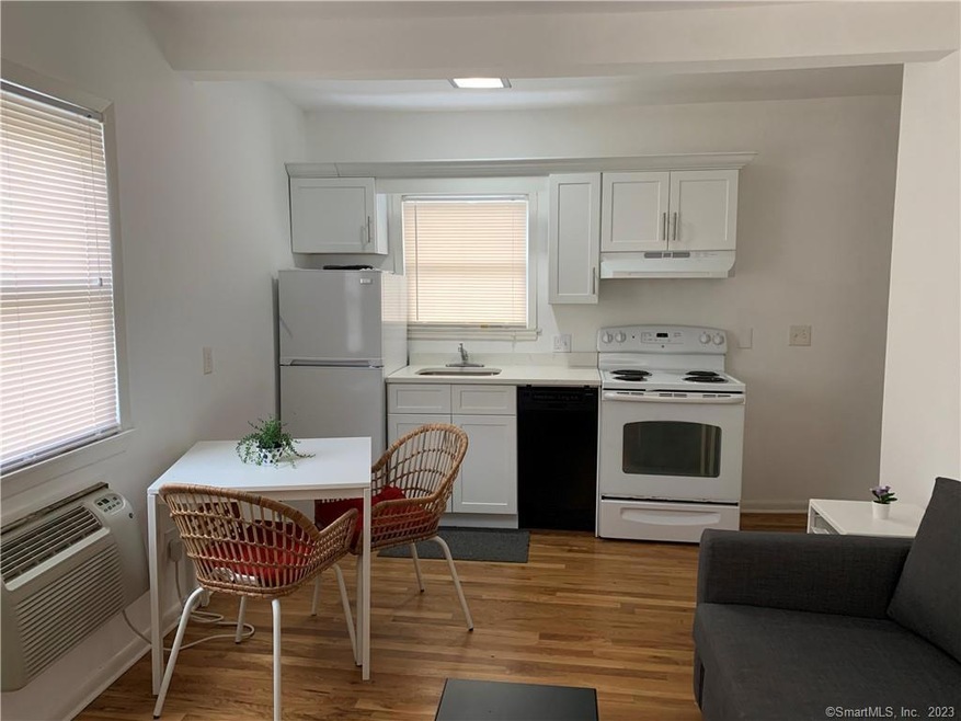 70 Anderson Ln unit 1, Southport, CT 06890 - photo 1