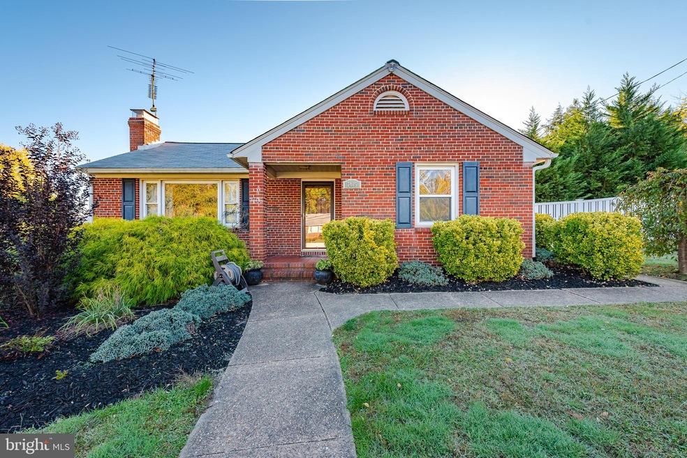 7405 Mulberry Rd, Hanover, MD 21076 - photo 1