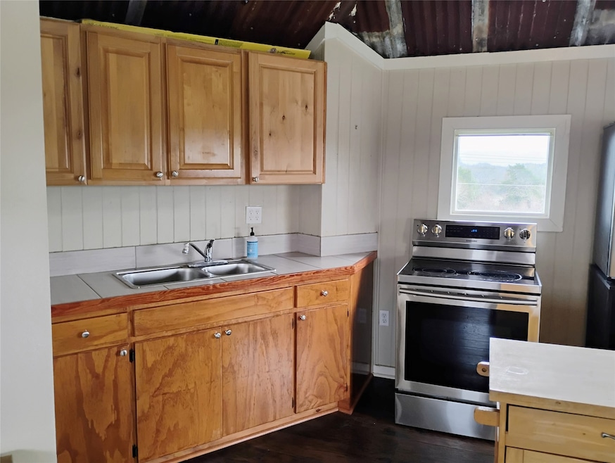 6759 Texas 105 unit 4th Flr, Navasota, TX 77868 - photo 1