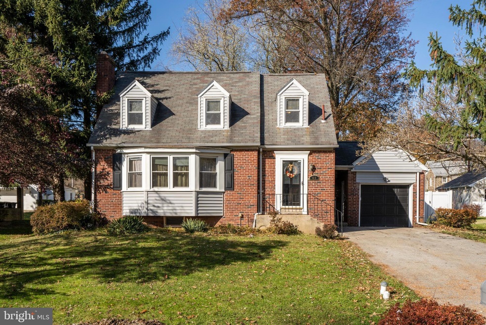 413 Heston Ave, Norristown, PA 19403 - photo 1