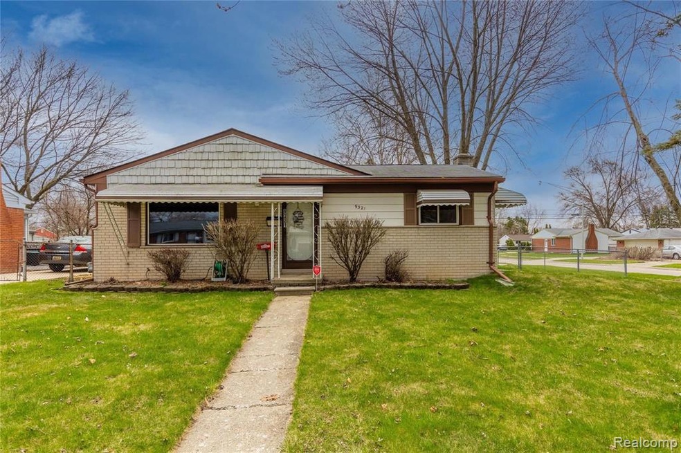 9321 Chamberlain-1-2.jpg