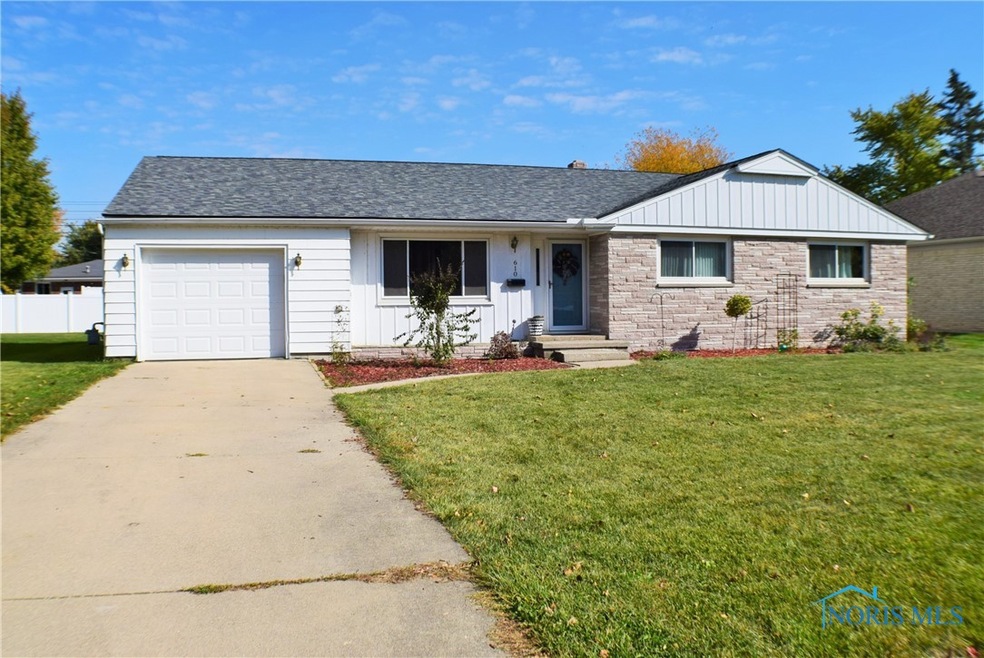 610 Riverside Dr, Woodville, OH 43469 - photo 1