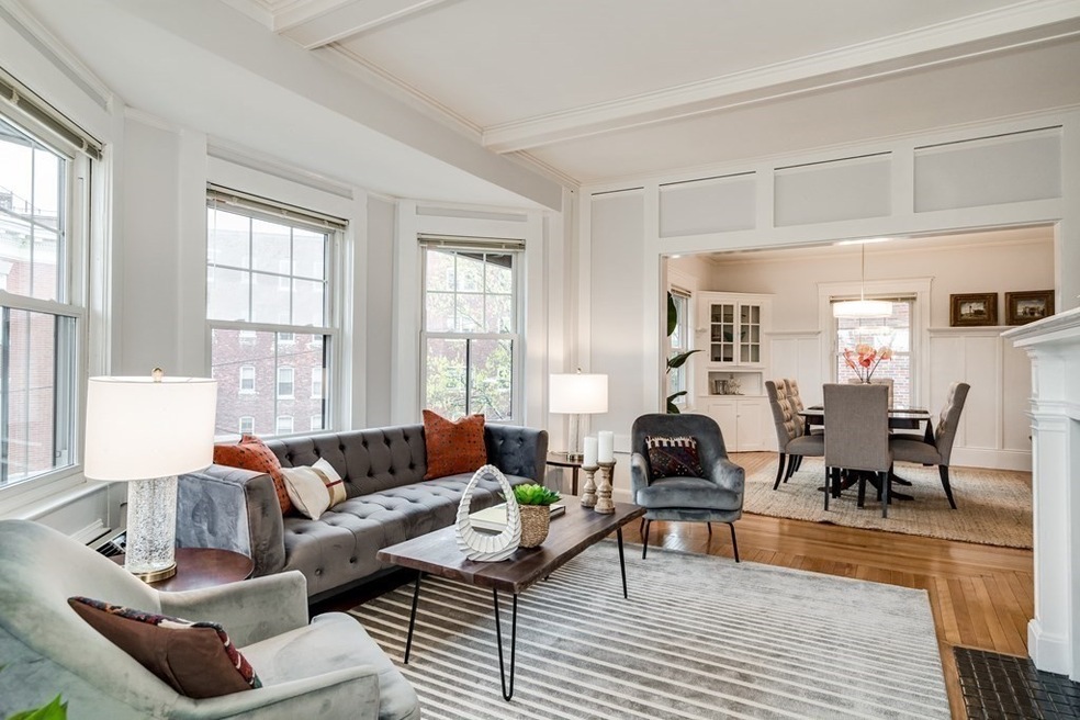 222 Rawson Rd unit 3, Brookline, MA 02445 - photo 1