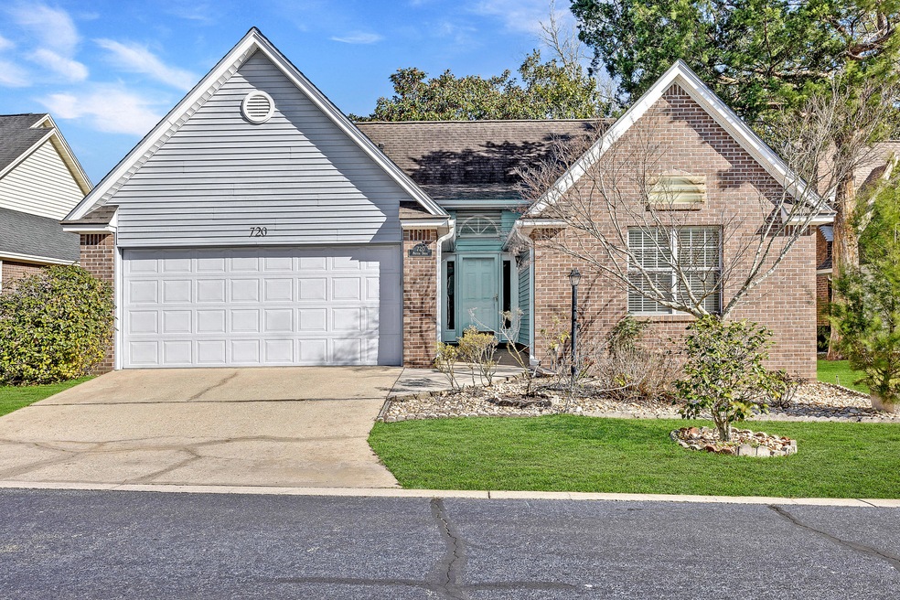 001_2023-02-23_720-Putter-Dr_PRINT