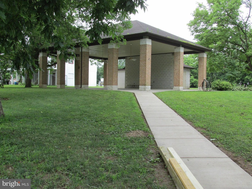 0 Trees Bottom Rd unit 1003121798, Martinsburg, WV 25404 - photo 1