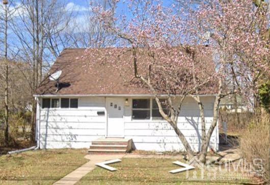 1594 Oak Tree Rd, Iselin, NJ 08830 - photo 1