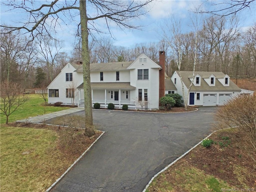 102 Boggs Hill Rd, Newtown, CT 06470 - photo 1