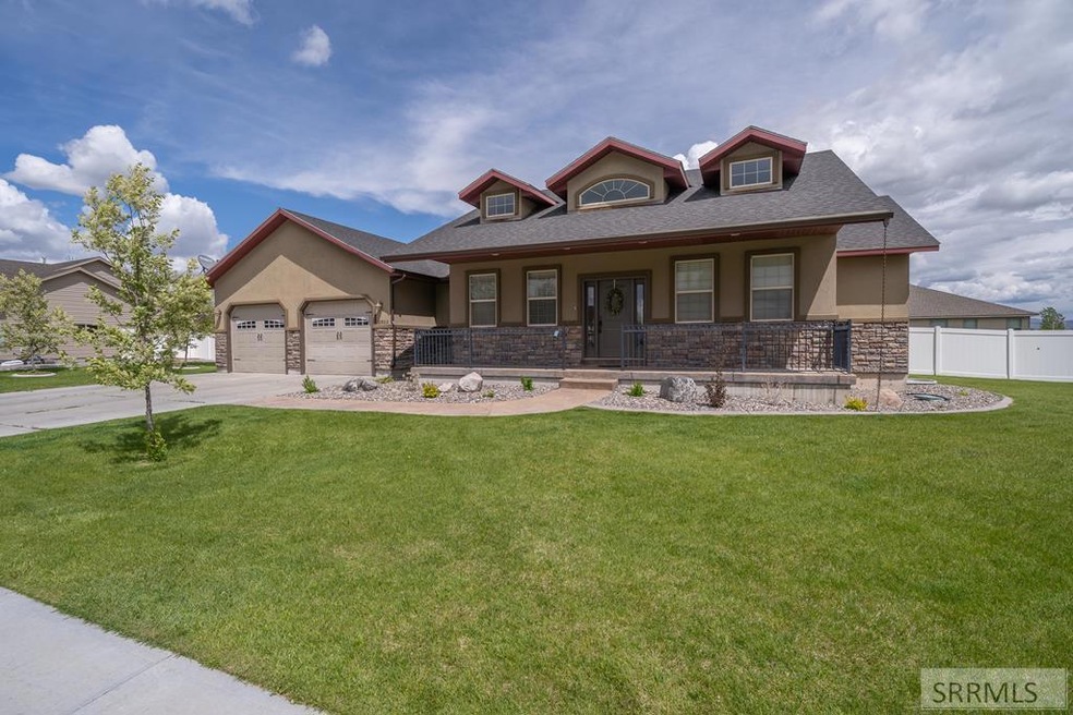 2902 N von Elm Dr, Blackfoot, ID 83221 - photo 1