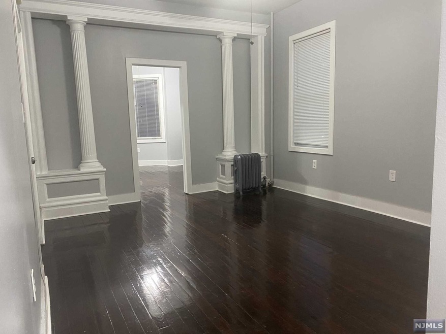 564 Sanford Ave unit 1, Newark, NJ 07106 - photo 1