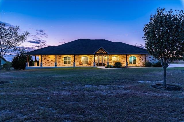 A secluded countryside retreat welcomes you home!