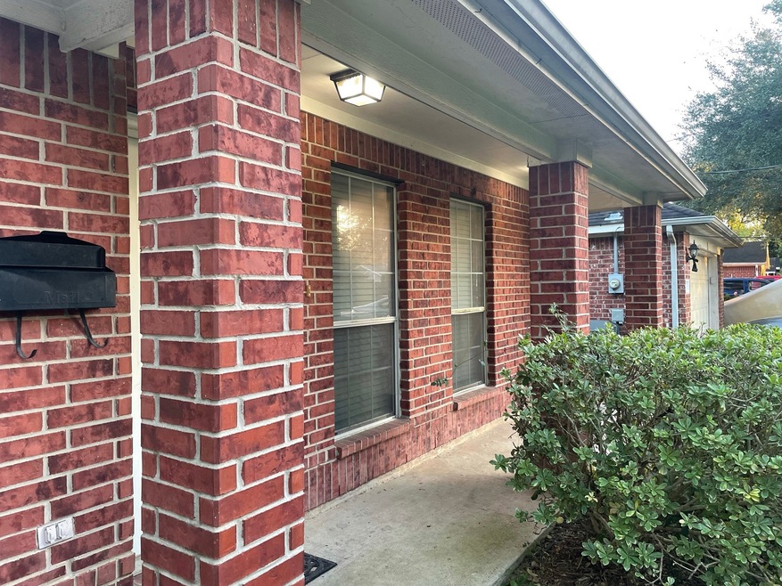 6715 Lozier St, Houston, TX 77021 - photo 1