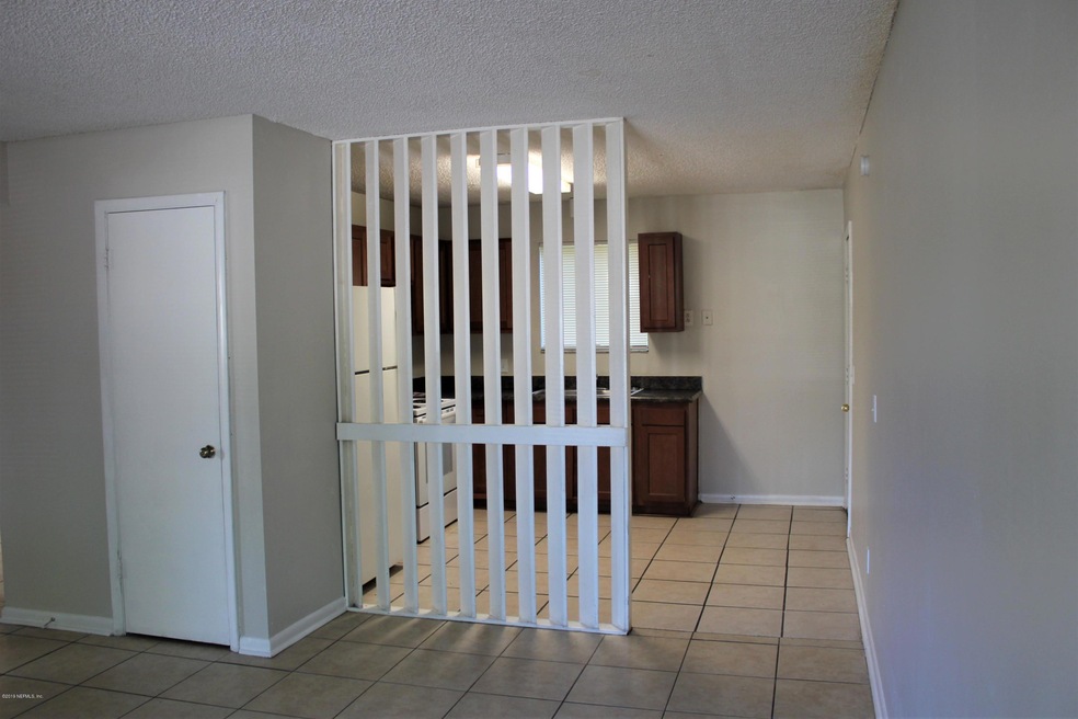 5136 Westchase Ct unit 1, Jacksonville, FL 32210 - photo 1