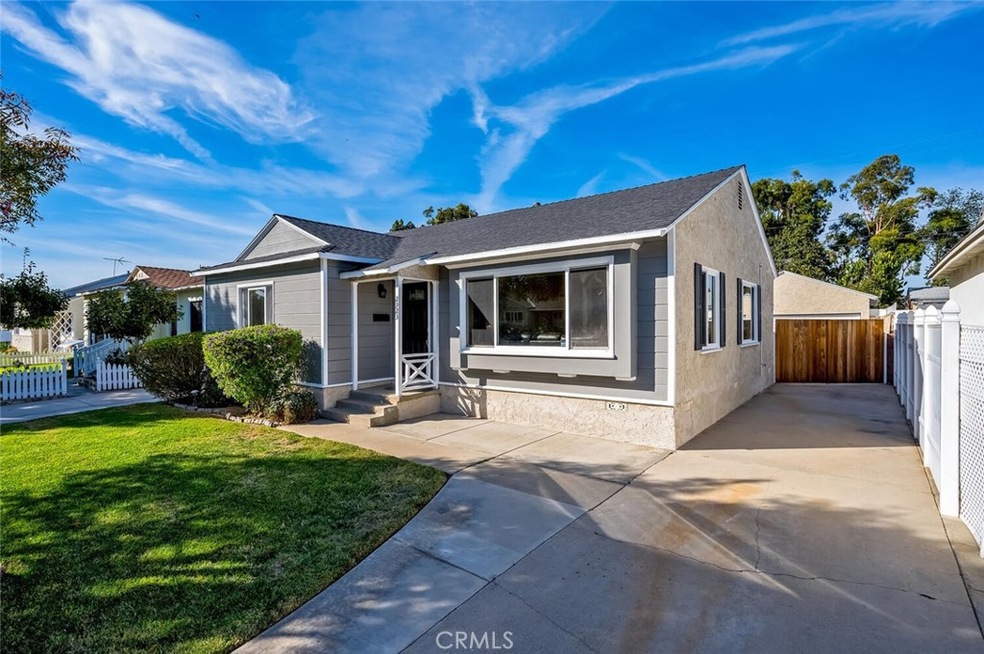 2923 Allred St, Lakewood, CA 90712 - photo 1