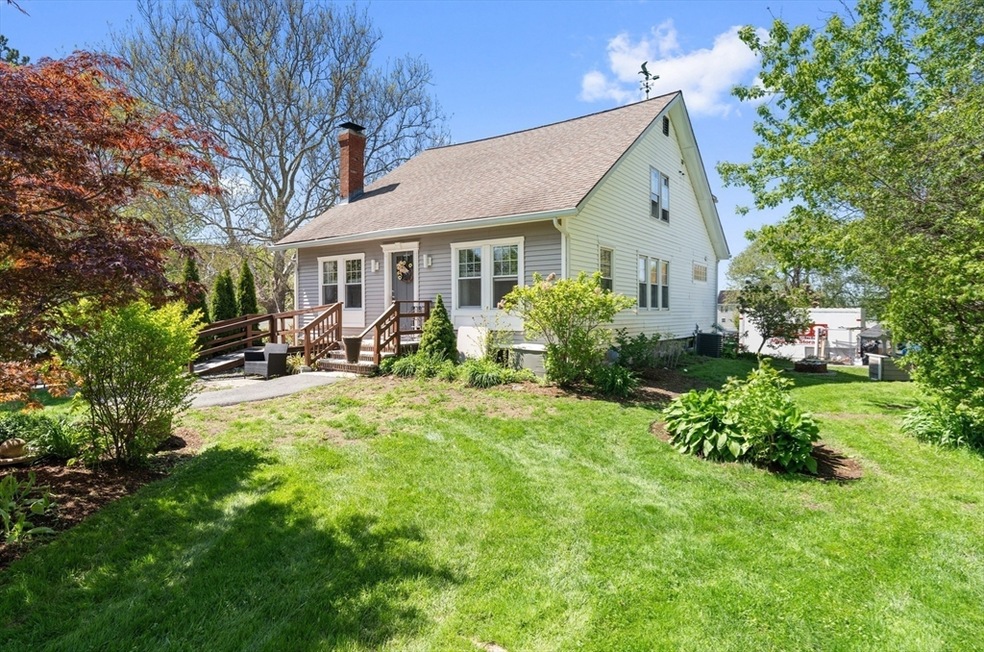 170 Marsh Hill Rd, Dracut, MA 01826 - photo 1