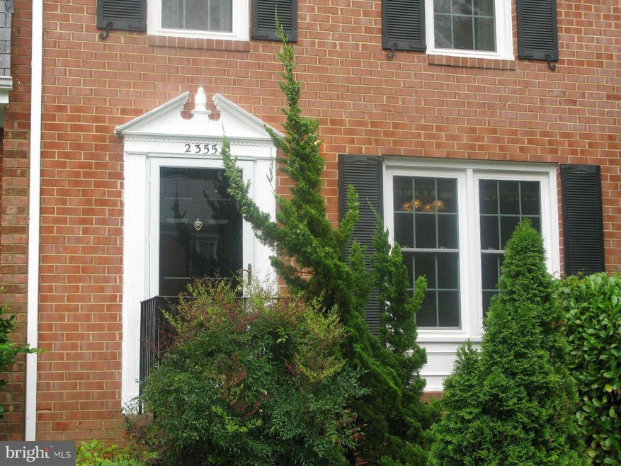 2355 Horseferry Ct, Reston, VA 20191 - photo 1