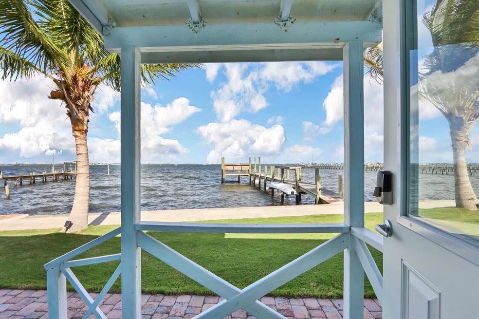 2725 NE Indian River Dr unit 5, Jensen Beach, FL 34957 - photo 1